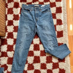 Levis Wedgie Fit Jeans